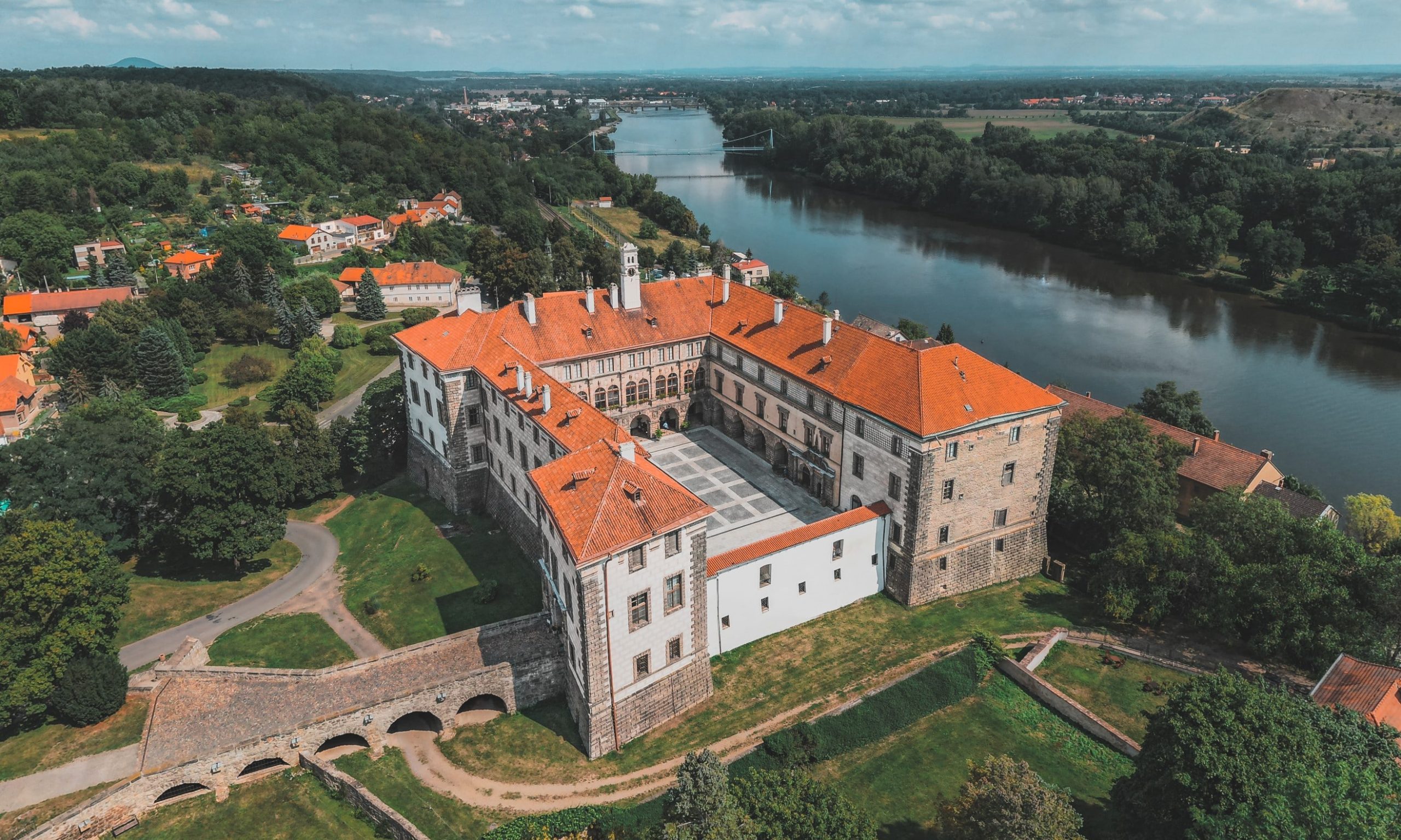 veteranikralupy logo